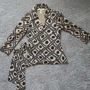 Diane Von Furstenberg Black and Tan Wrap Top